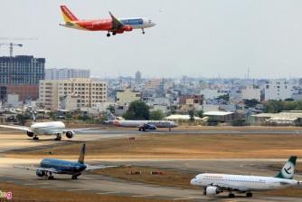 フック首相、ベトナム～中国間の国際線運航再開を承認